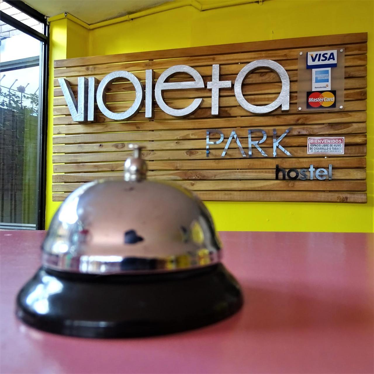 Violeta Park Hostel Bogota Exterior photo